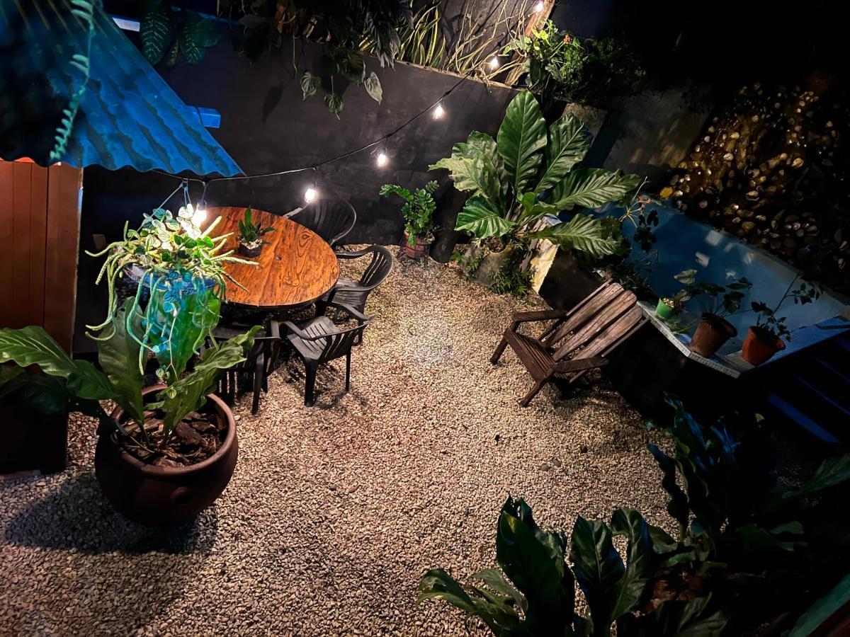 Pura Vida Hostel Montezuma Eksteriør billede