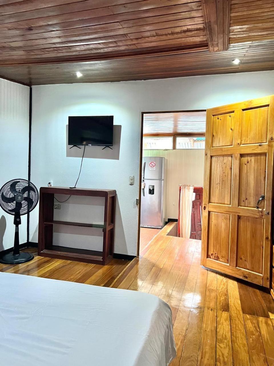 Pura Vida Hostel Montezuma Eksteriør billede